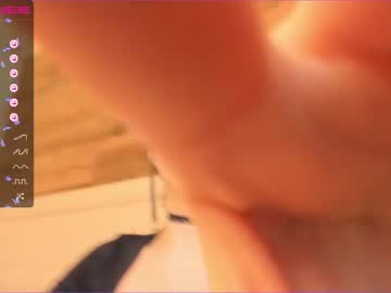 girl
        sury_01 cam image #121697