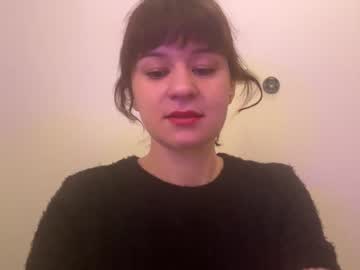 girl
        olive__nextdoor cam image #1580277