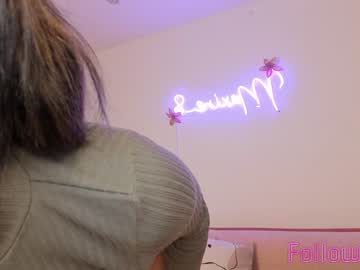 girl
        maxine_8 cam image #507161
