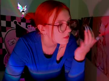girl
        margaret_red cam image #3604714