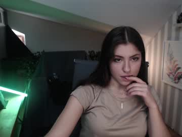 girl
        _nel cam image #136