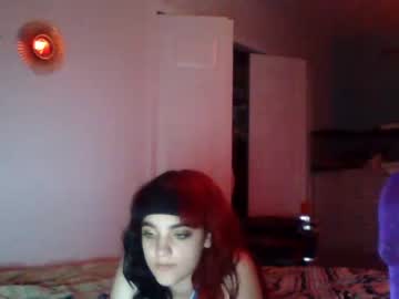 couple
        lilred_69 cam image #1178306