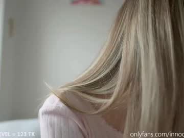 girl
        pureangeldolores cam image #1792561