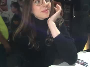 girl
        annabisoux cam image #1747270