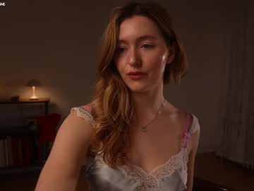 girl
        alisonrouge cam image #3881738