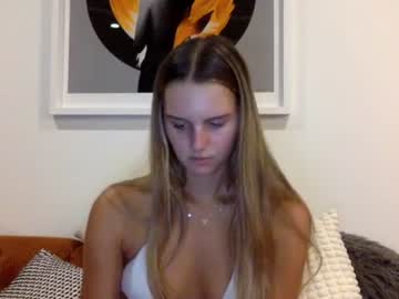 girl Webcam Girls Sex Thressome And Foursome with goddesslyvenus