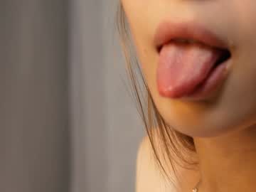 girl
        yeepshyy cam image #3570677