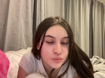 girl Webcam Girls Sex Thressome And Foursome with sophiekaine