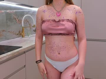 girl
        dream_beam cam image #3975391