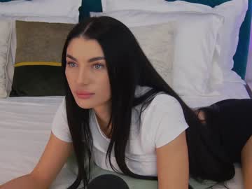girl
        mmmaaa1234 cam image #3681065