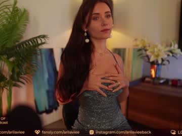 girl
        aarilaviee cam image #316244