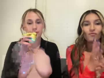 couple
        hotandhornyhannah cam image #2632867