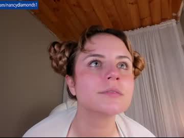 girl
        nancydiamonds1 cam image #2314396