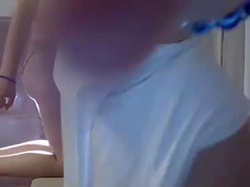 couple
        new_blonde19 cam image #1199780