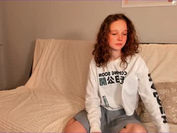 girl
        jaelyncraft cam image #2026381