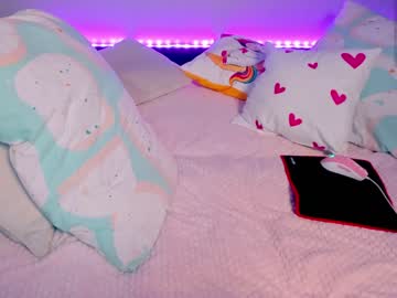 girl
        shybbdi_ cam image #227092