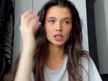 girl
        isia_slay cam image #283516