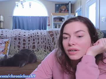 girl
        chroniclove cam image #803239