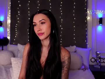 girl
        miladenver cam image #2222817
