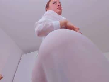 girl
        elannand cam image #4252904
