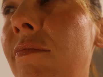 girl
        hatnbelt cam image #732379