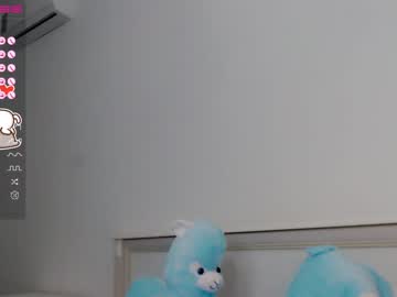 girl
        small_blondee cam image #203361