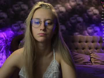 girl
        angeellina cam image #579045