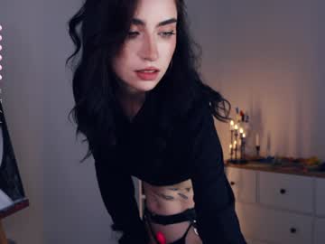girl
        dance_kuduro cam image #3019969
