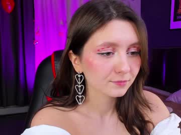 girl
        renessy_ cam image #592635