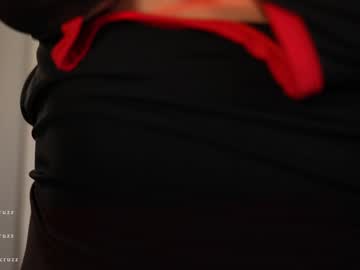 girl
        mariannacruzz cam image #4378210