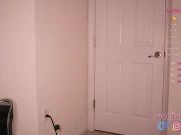 girl
        sweetkarmababy cam image #890175