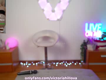 girl
        victoriahillova cam image #1603560