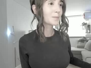 girl
        lonelly_lolly98 cam image #4316249