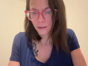 girl
        naomi_reah cam image #1917358