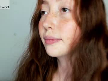 girl
        niilaa cam image #1391851