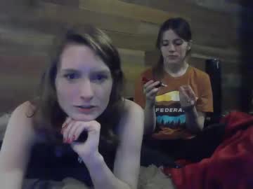 girl
        lenity_life cam image #2284791