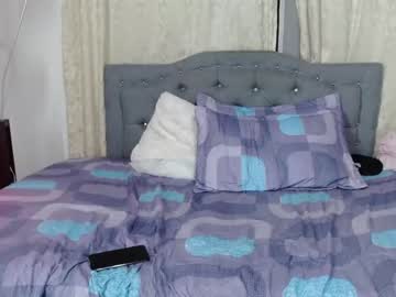 couple
        tyler_isa cam image #226201