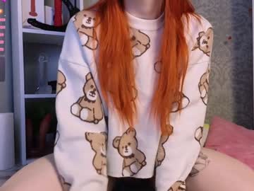 girl
        hannah_lourens cam image #3779577