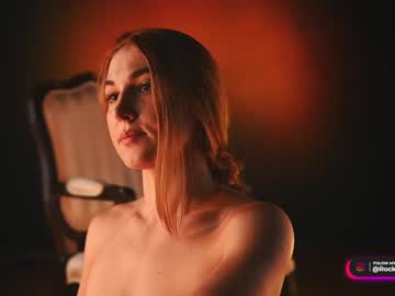 girl
        rocknrose cam image #632112