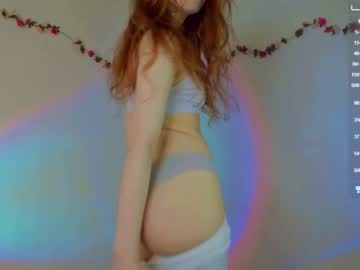 girl
        deva_green cam image #602740