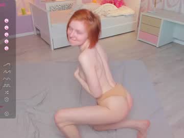 girl
        gingers_hugs cam image #2069723