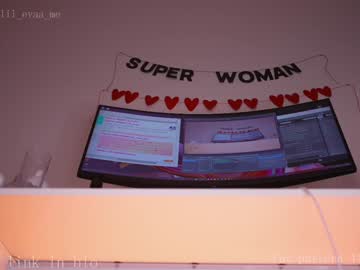 girl
        lil_eva cam image #3842399