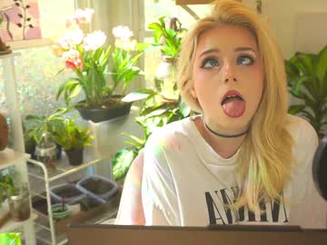 girl
        goldengoddessxxx cam image #4244236