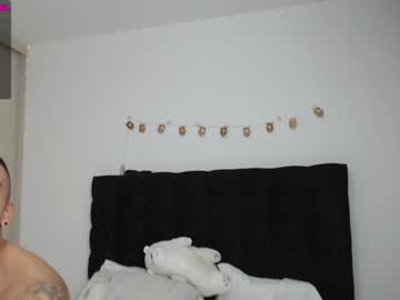 couple
        antonela69fox cam image #320967
