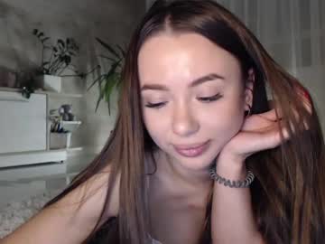 girl
        meryfoxxx cam image #1936788