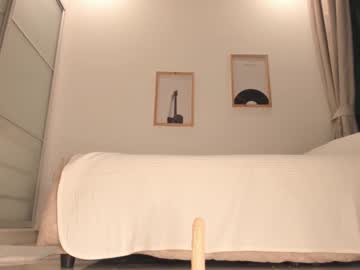 girl
        jenny__lii cam image #1773645