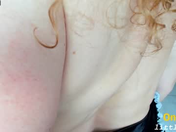 girl
        little_izzi cam image #1693564
