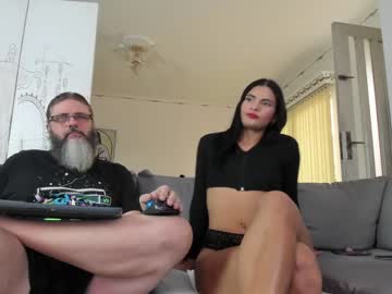couple
        cheeseburgerjesus cam image #1281033