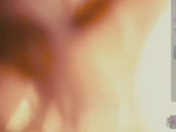 girl
        chery_lady22 cam image #2954408