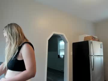 girl
        scartit cam image #1200762